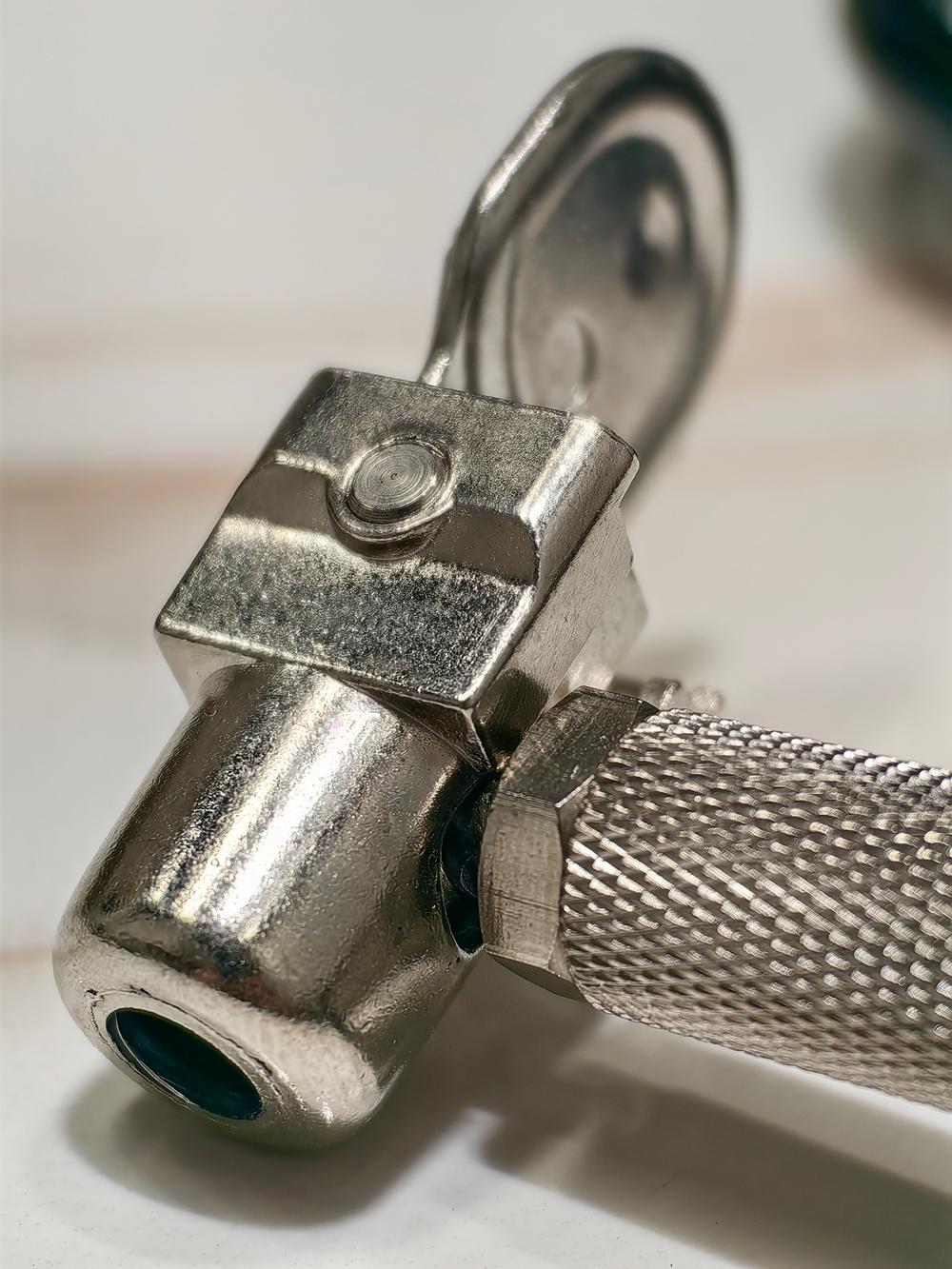 Автомобильный компрессор BERKUT R24