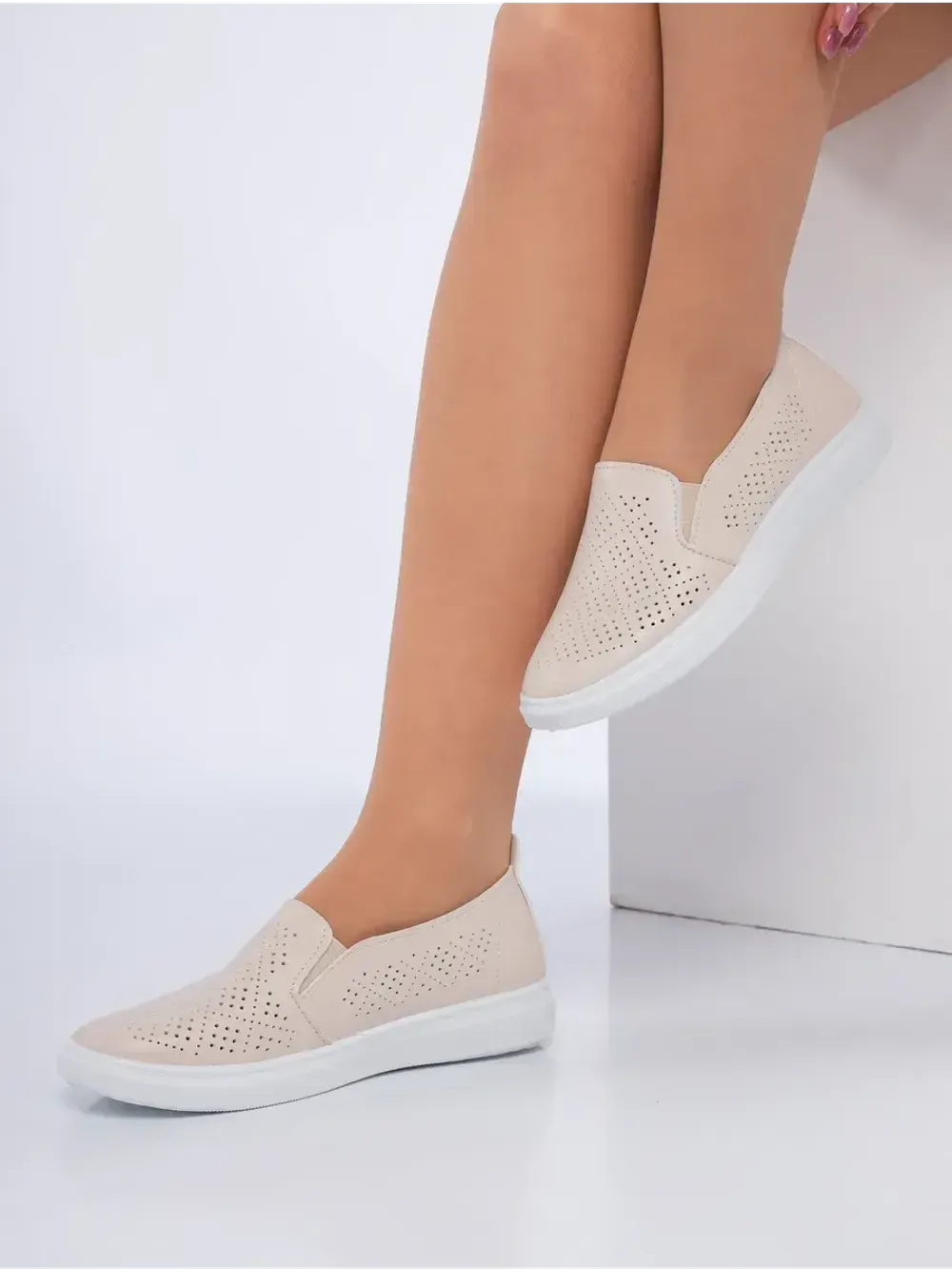 Мокасины летние с перфорацией