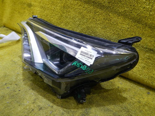 Фара левая Toyota Rav 4 CA40 (2015-2019) LED