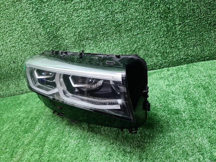 Фара правая BMW 7er G11 G12 (2019-2022) LED