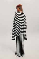 Свитшот в полоску