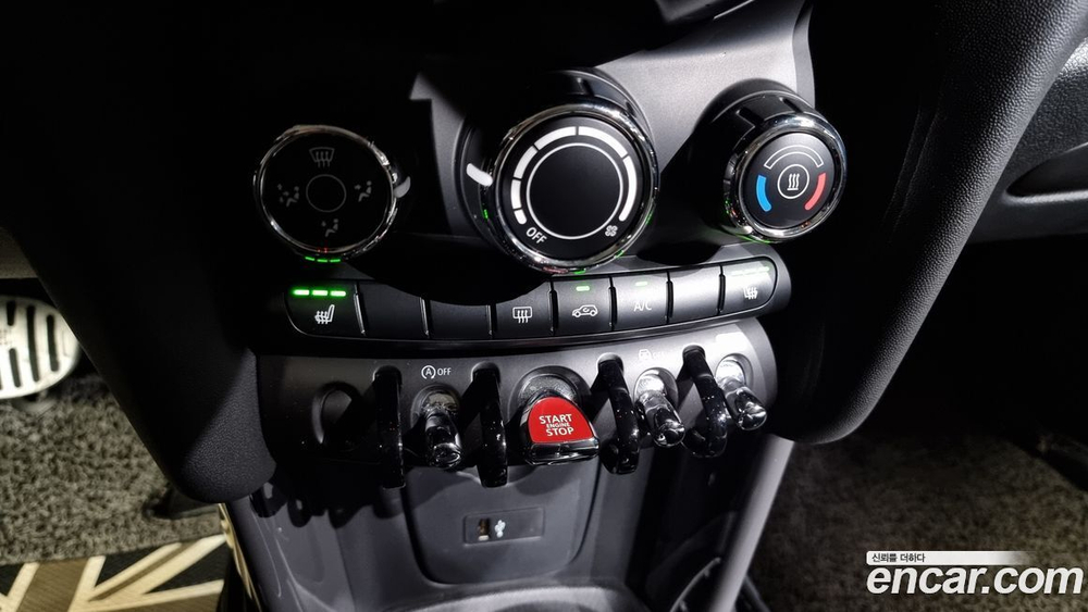 Mini Cooper 5 дверей Basic (06.2020)