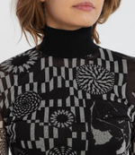 Гольф Desigual - черный(23WWTKAB)