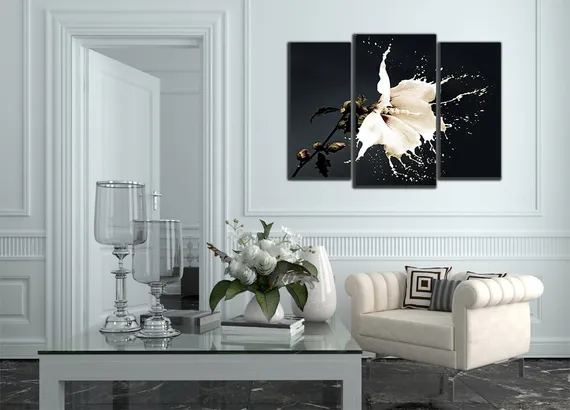 Модульная картина "Молочный цветок"