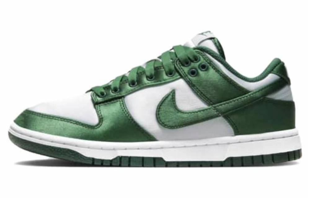 Кроссовки Nike Dunk Low "Team Green And White" (Женская размерная сетка)