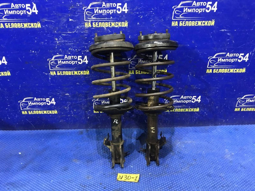 Стойка передняя правая NISSAN R’NESSA 1999