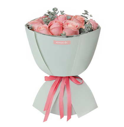 9 светло-розовых роз