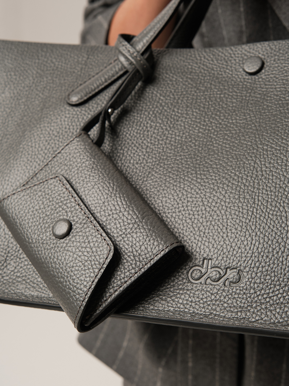 Женская кожаная сумка DBR 31136 мышиный