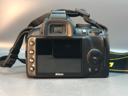 Nikon d3000(5900) + kit 18-55