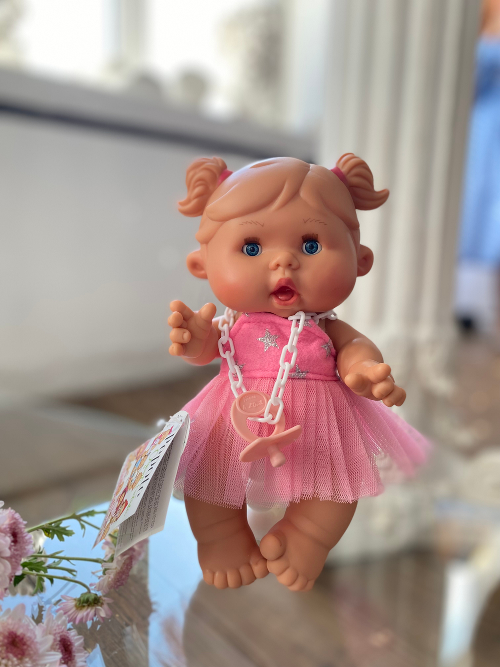 Ванильный пупс без волос с закрывающимися глазками