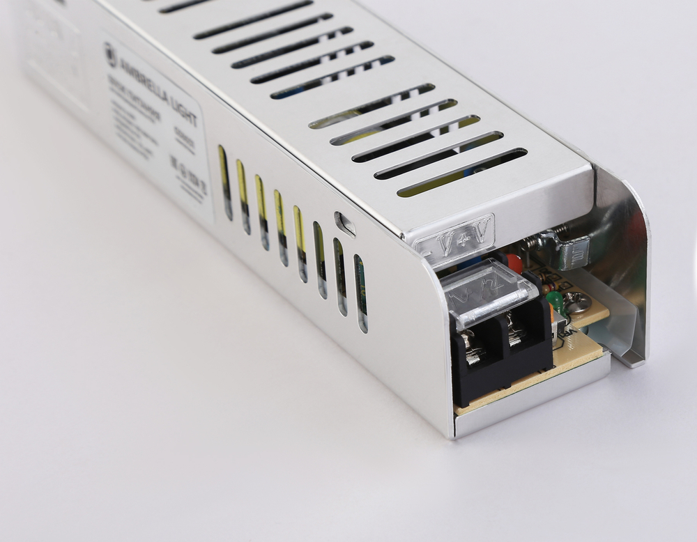 Блок питания для светодиодной ленты 12V 60W 5A IP20 185-260V 160*40*32 GS8651