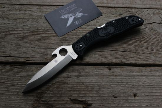 Складной нож Spyderco Endura Wave C10PGYW c клинком из стали VG-10, рукоять FRN