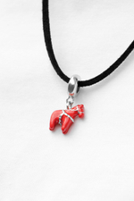 Подвеска "Лошадь" с красной эмалью