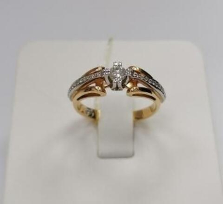 Кольцо из золота с бриллиантами