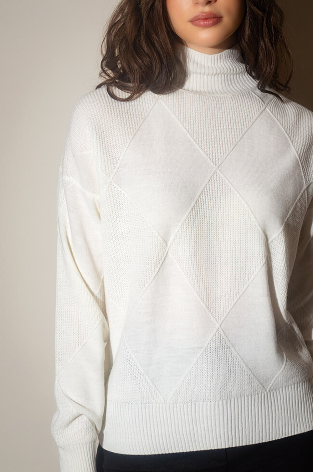 22922 Джемпер женский (молочный)