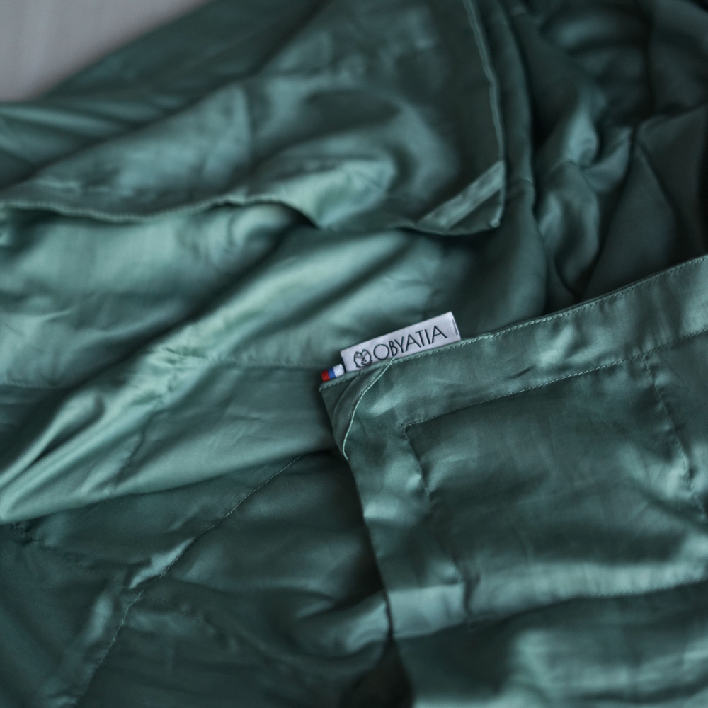 Прохладное утяжеленное одеяло Obyatia со стеклянными микросферами 140х200 / 8кг