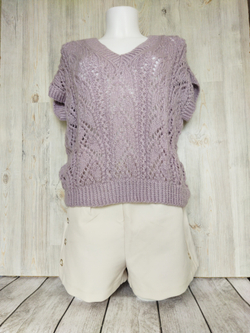 Жилет вязаный ажурный