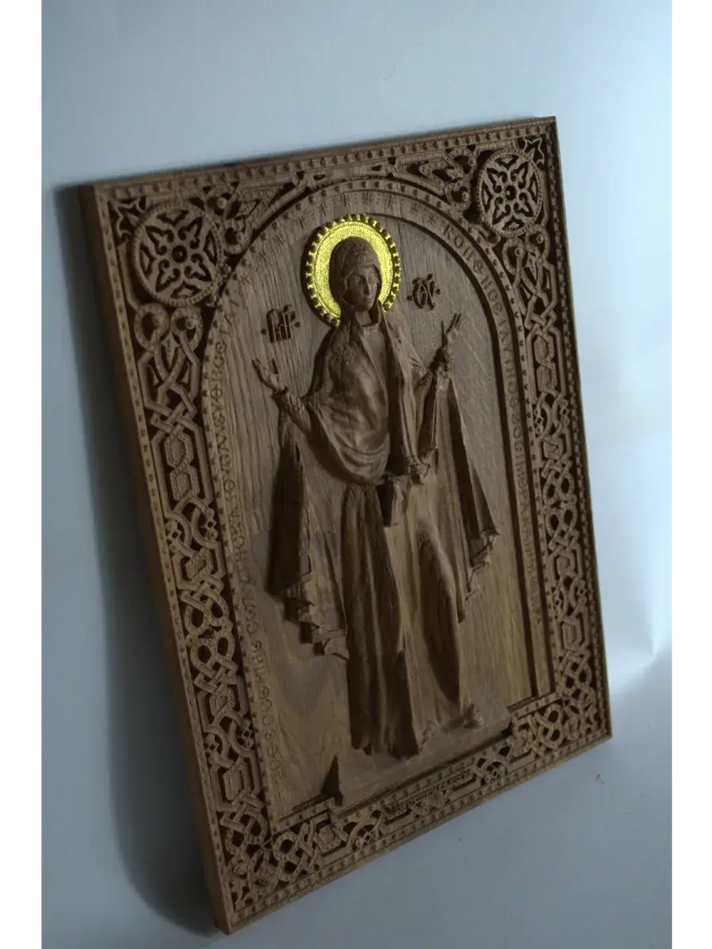 Резная икона Божьей Матери "Нерушимая Стена"