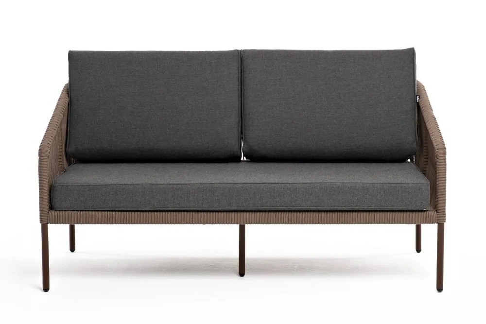"Канны" диван 2-местный плетеный из роупа, каркас алюминий коричневый (RAL8016) муар, роуп коричневый круглый, ткань темно-серая 027