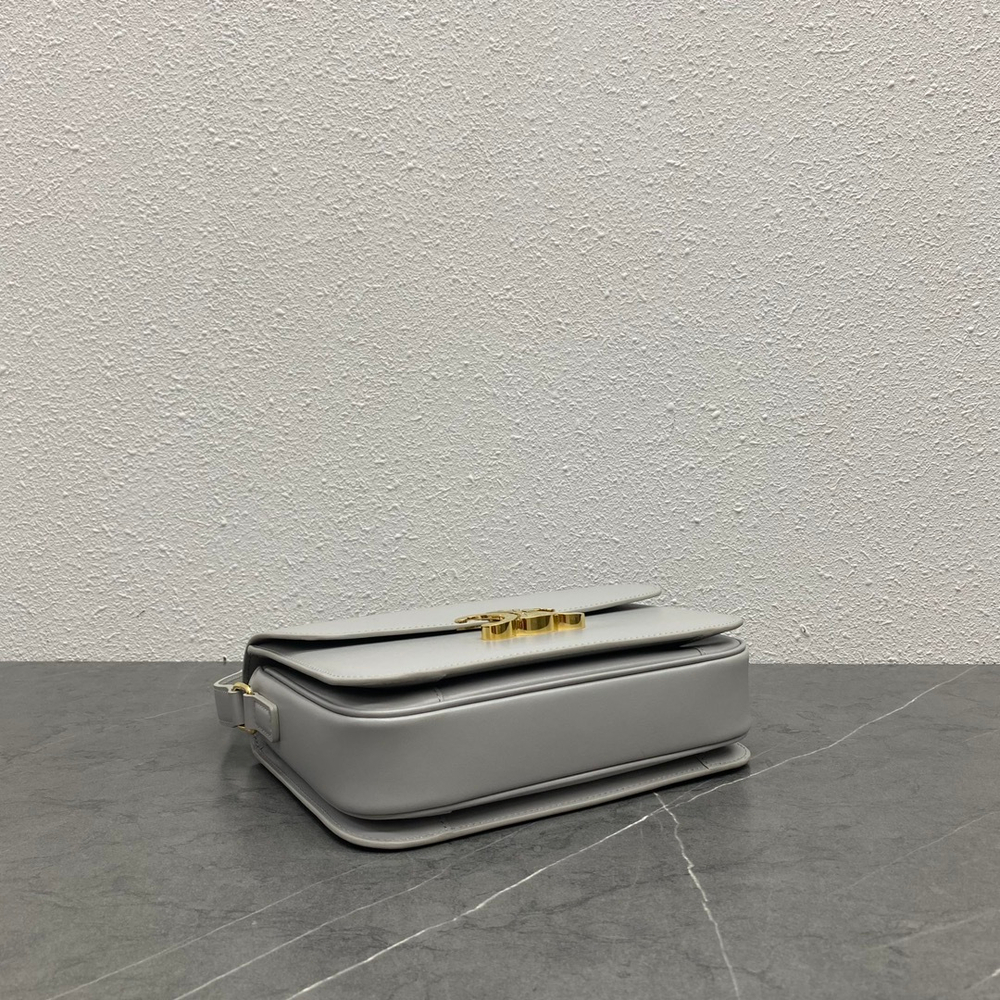 Celine Classique Triomphe Bag 22 cm