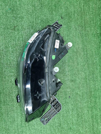 Битая Фара правая Geely Coolray (19-23) галоген