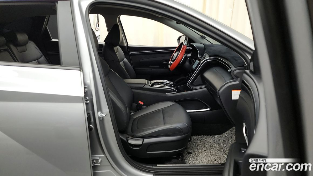 Hyundai Tucson Hybrid (NX4) Premium 2WD (03.2023)