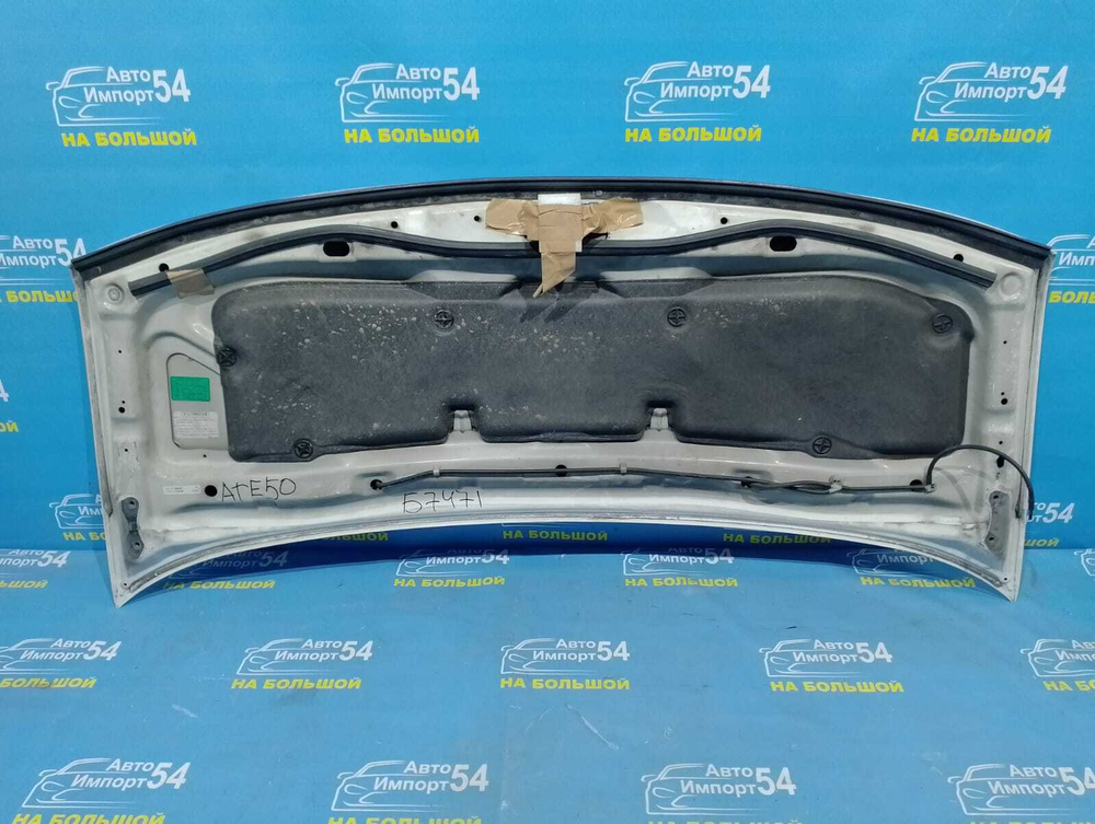 Капот NISSAN ELGRAND 2000-2002