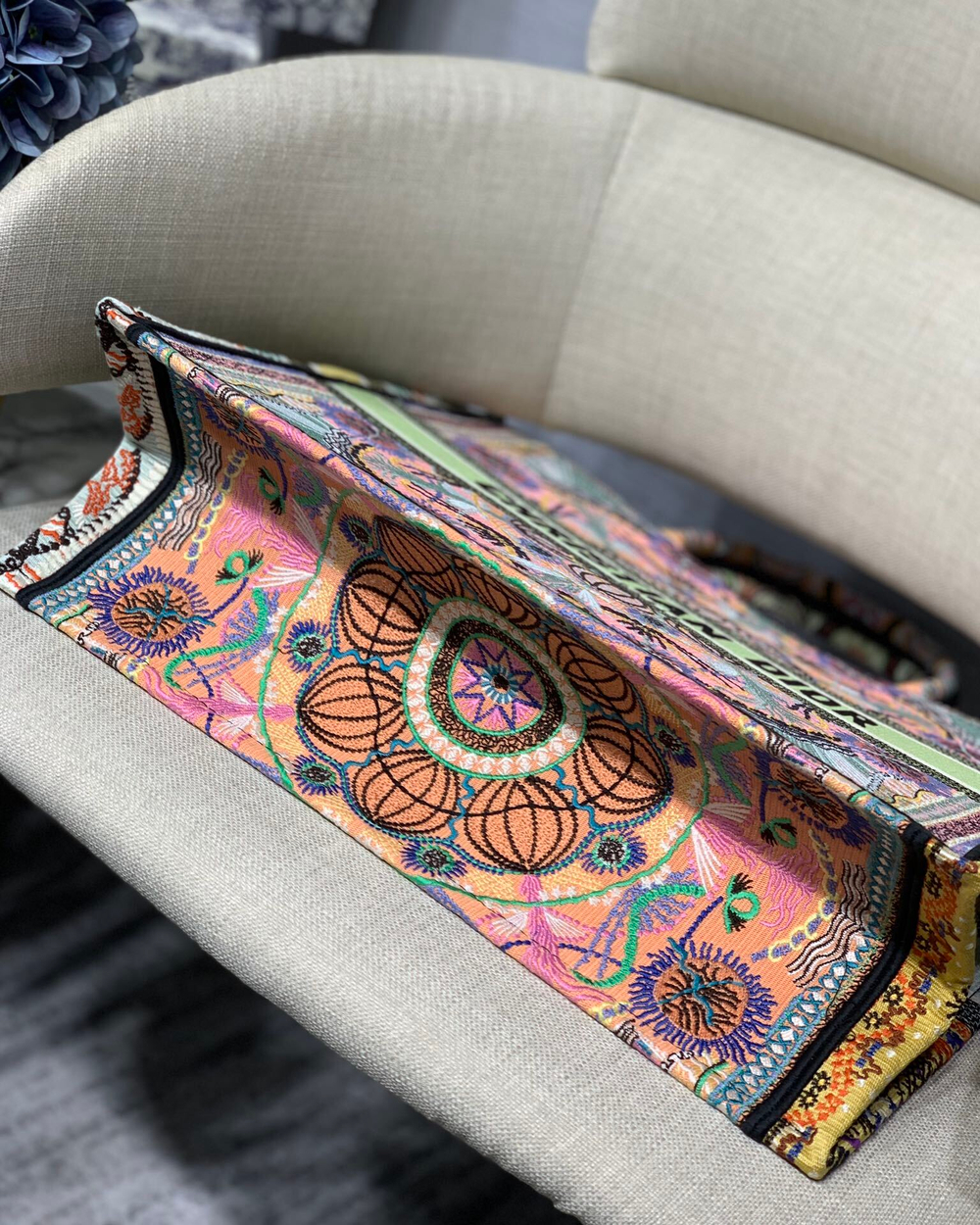 Christian Dior Book Tote 42 cm