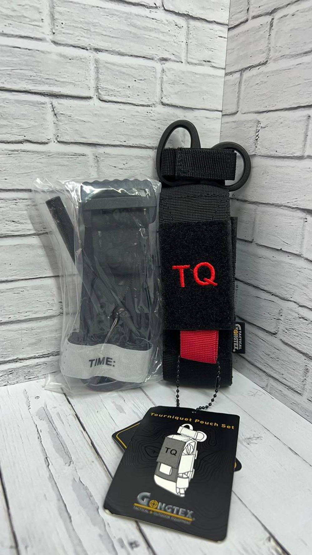 Жгут-турникет кровоостанавливающий c тактическими ножницами