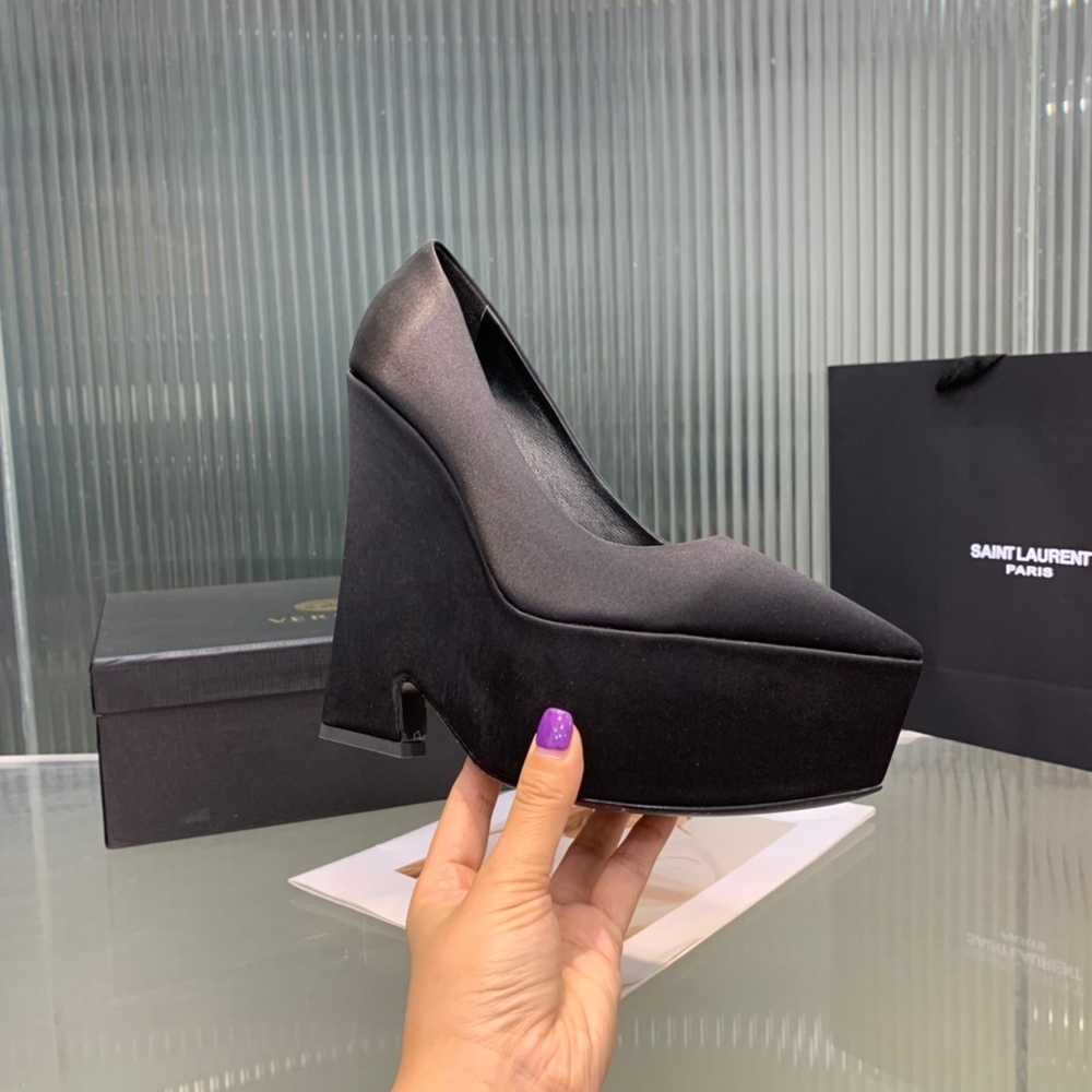 Versace Pumps 15 cm