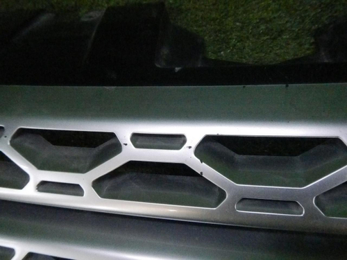 Решетка радиатора Land Rover Discovery Sport (2014-2019)