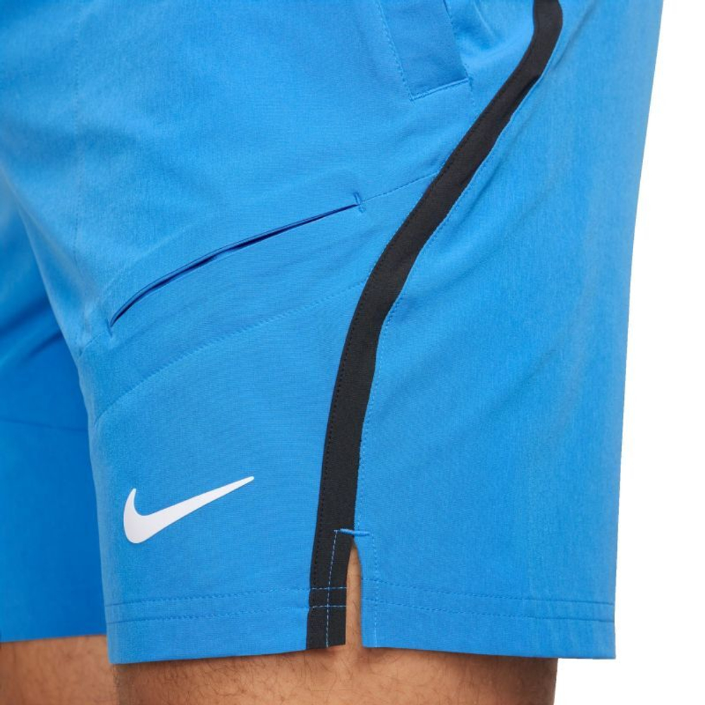 Мужские теннисные шорты Nike Court Dri-Fit Advantage 7" Tennis Short - light photo blue/black/white