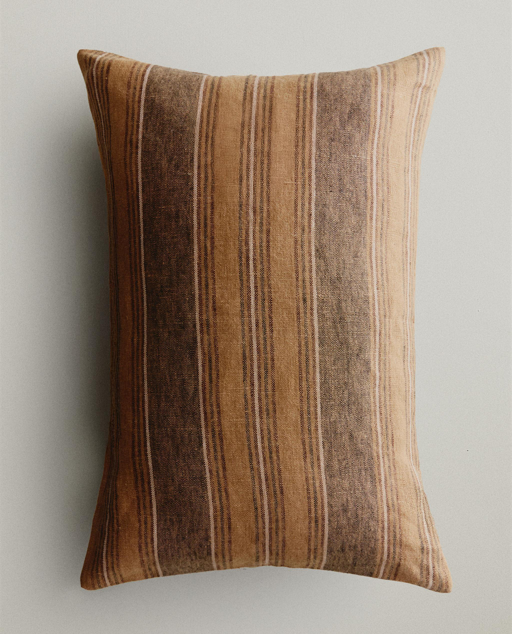 Zara Home наволочка декоративная из льна, песочный, в полоску, 40x60 см