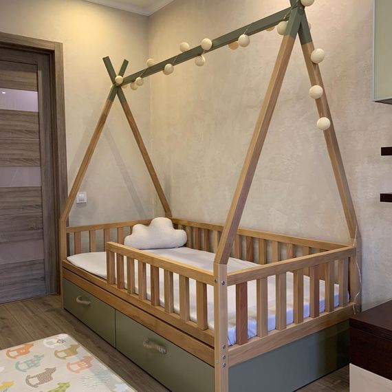 Детская кроватка Инди (Indi) из массива бука