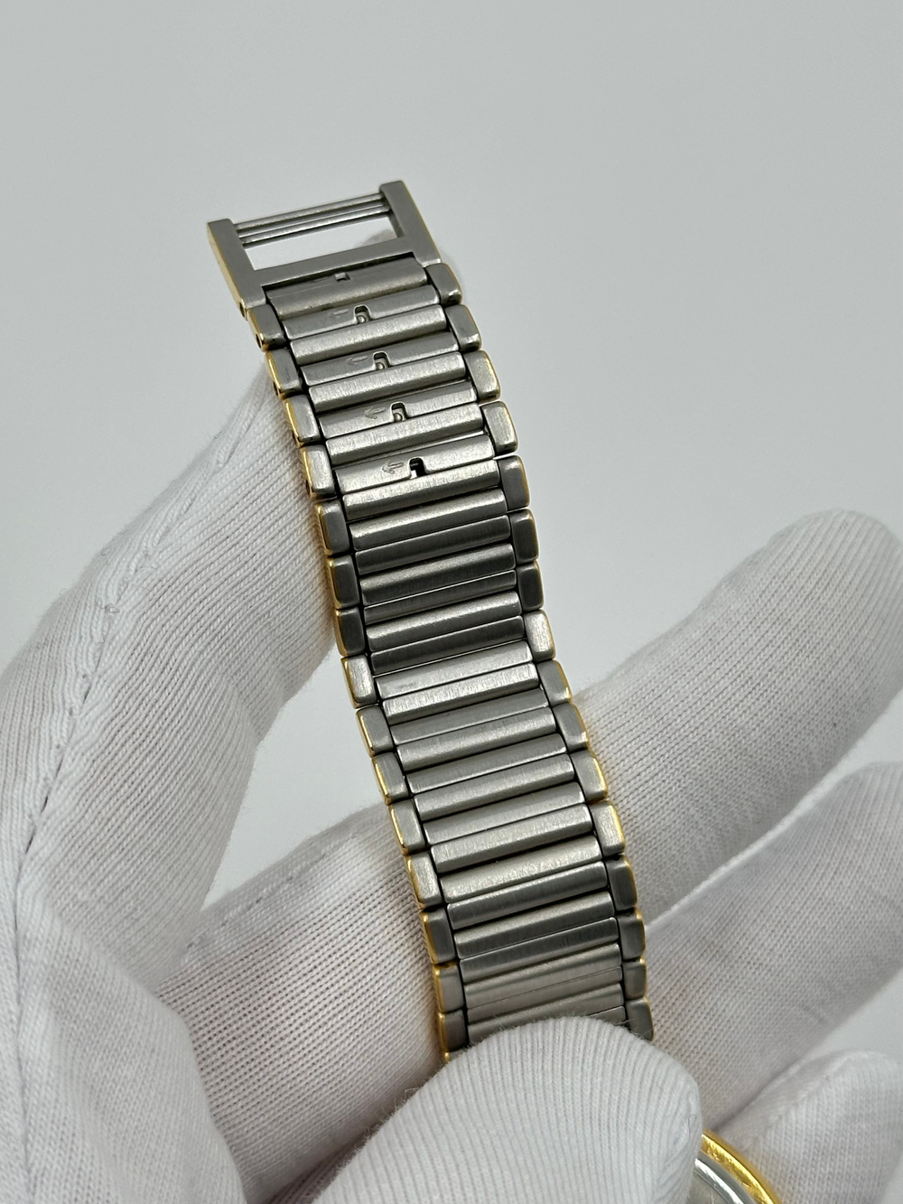 Часы Yves Saint Laurent