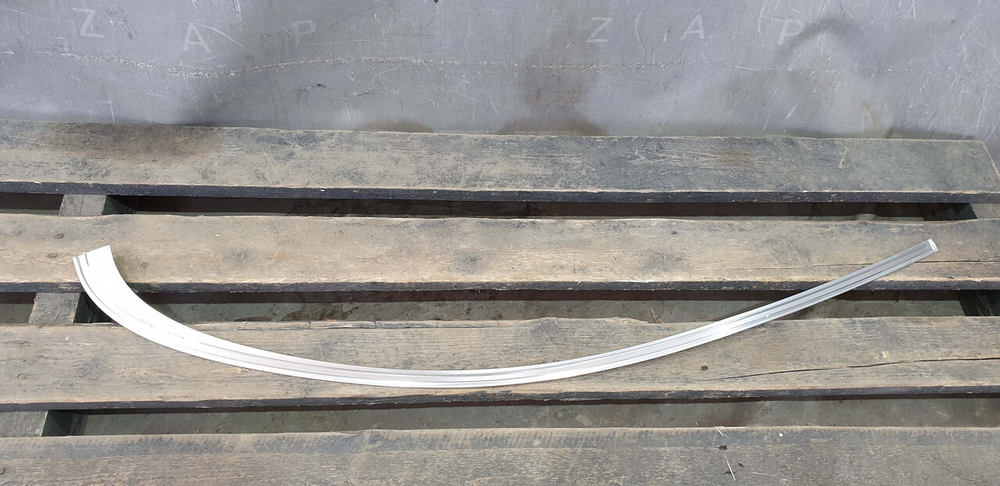 Молдинг двери задней правой Mercedes E (W213) 16-нв Б/У Оригинал A2136900680