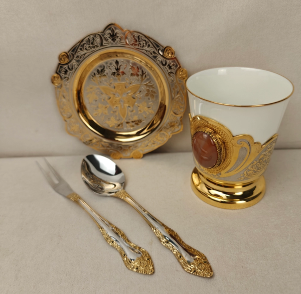 8 марта: что подарить прекрасным женщинам