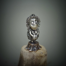 Коллекционная фигурка "Ежик" , биметалл