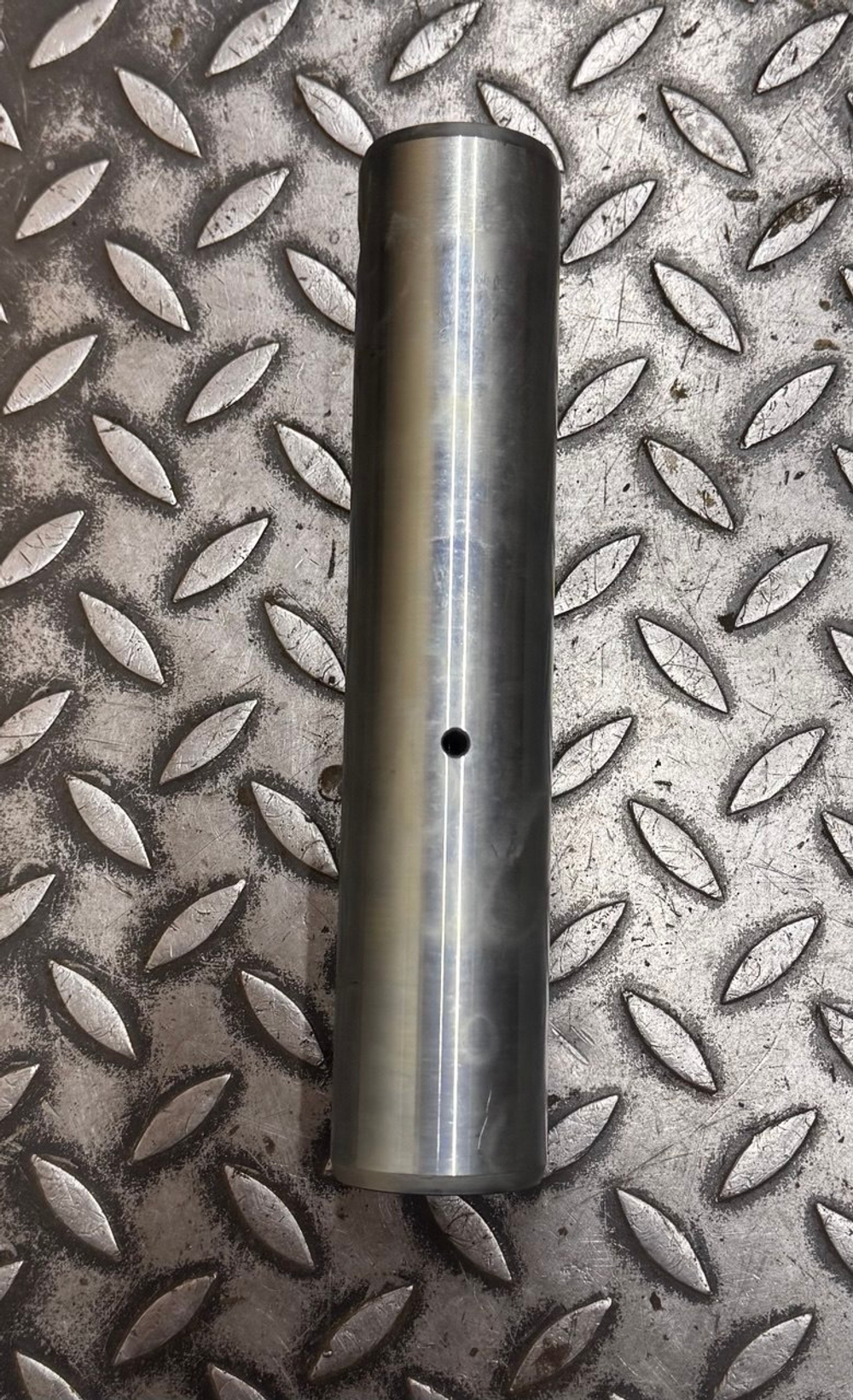 Палец 61U2-10610