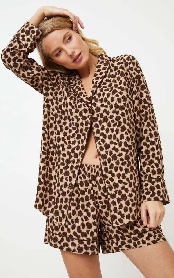 SUSAN Пижама женская с шортами