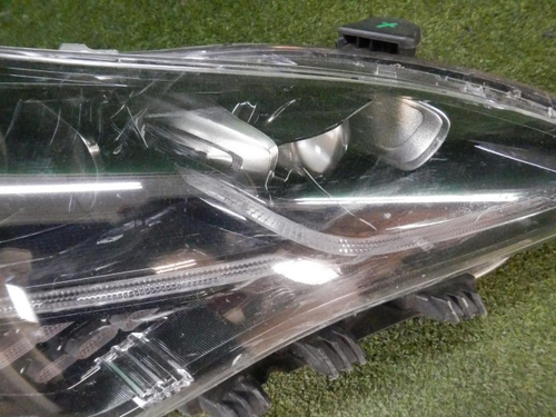 Фара правая KIA Stinger CK (2017-2021) LED