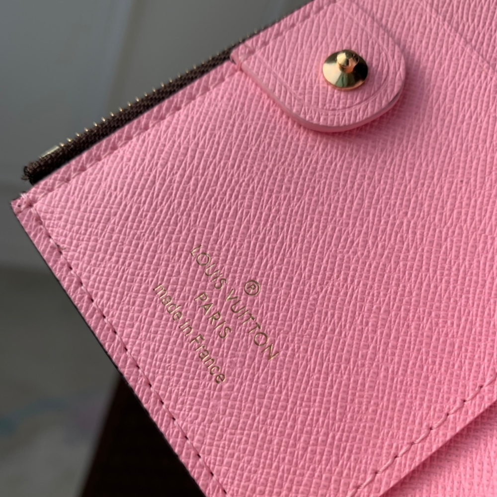 Louis Vuitton Lisa Wallet