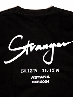 Лонгслив "Stranger" Черный