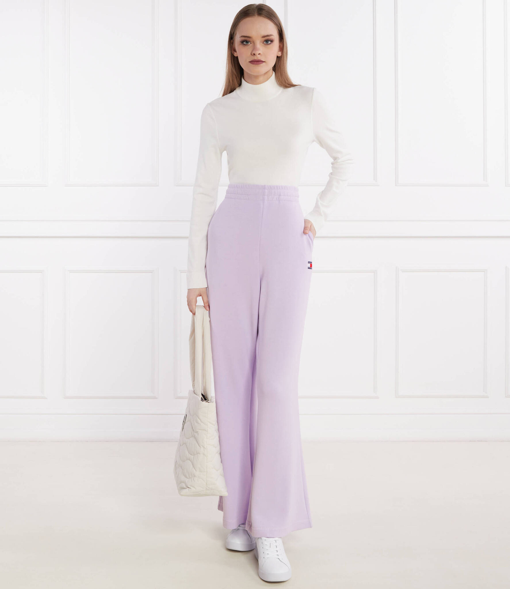 Спортивные штаны BADGE WIDE EXT Tommy Jeans - лавандовый(DW0DW17312)