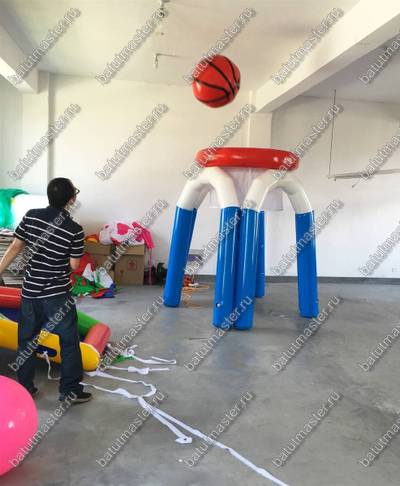 Надувная командная игра "Попади в корзину", 1,5*1,5*2,2 м