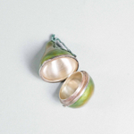 Декоративная шкатулка в форме груши