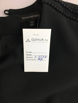 Платье BANANA REPUBLIC однотонное 44 размер