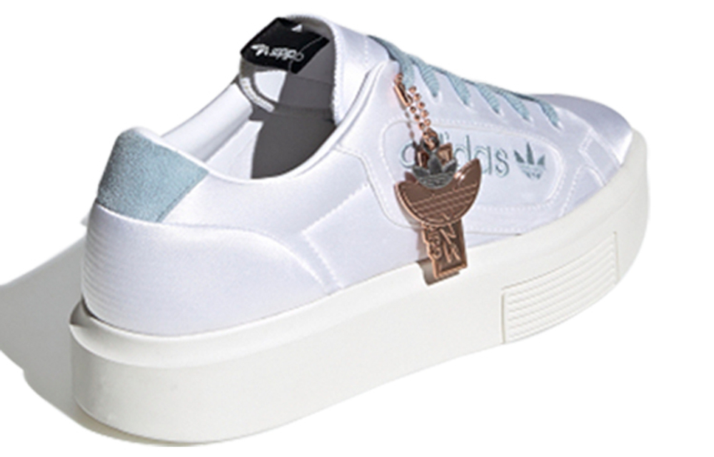 Кроссовки Adidas Originals Ozweego