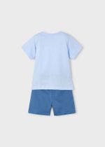 футболка с шортами