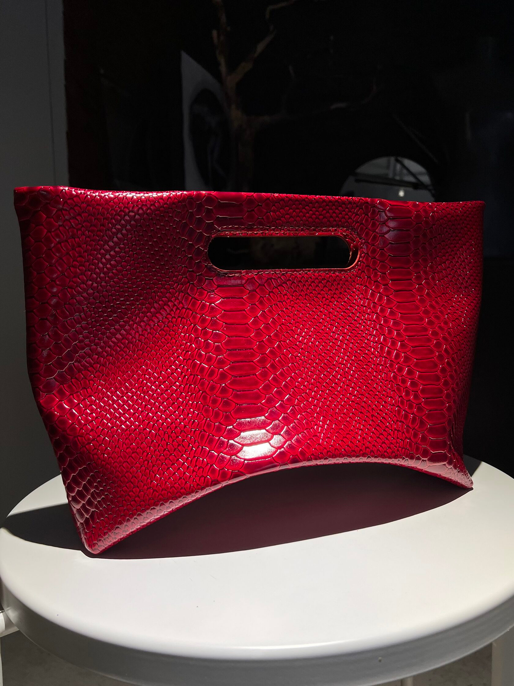 Сумка Луна питон кармин
